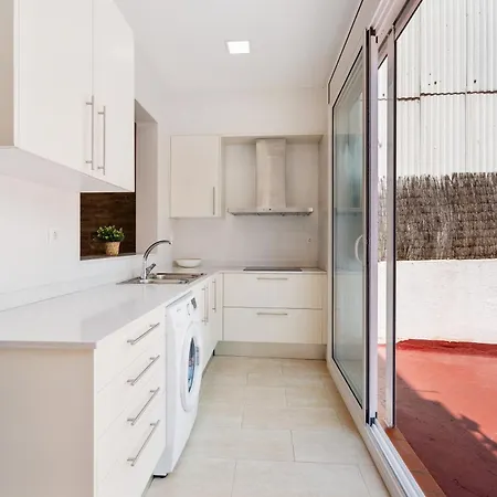 Apartment Grcia Charm Sunlit Terrace, Ac & Exposed Brick *