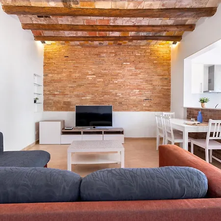 Grcia Charm Sunlit Terrace, Ac & Exposed Brick Apartment