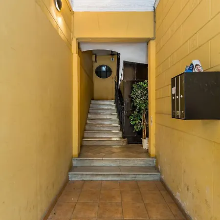 Gràcia Charm Sunlit Terrace, Ac&exposed Brick Apartamento *