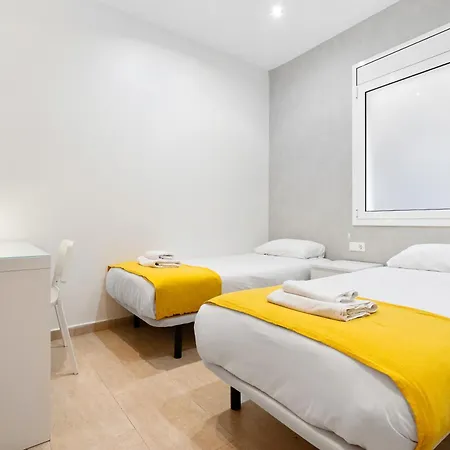 Appartement Grcia Charm Sunlit Terrace, Ac & Exposed Brick